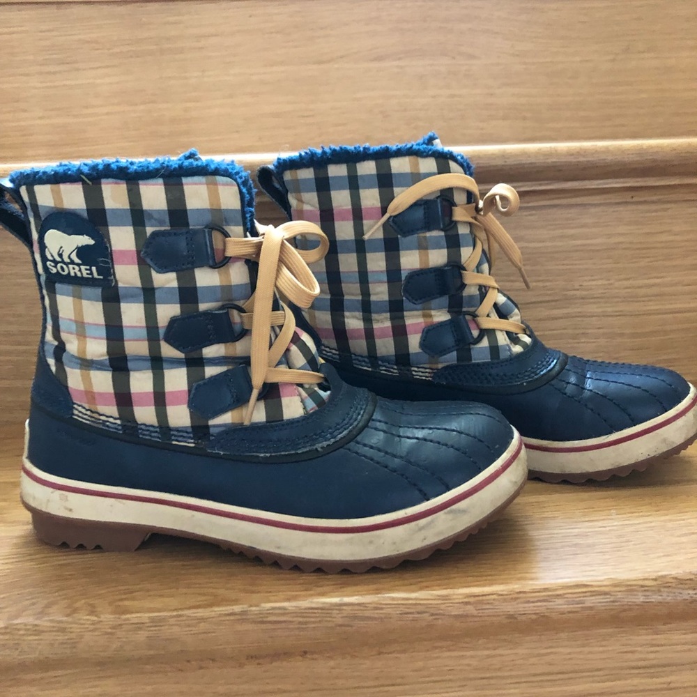 Sorel rain boots with fleece lining size 8